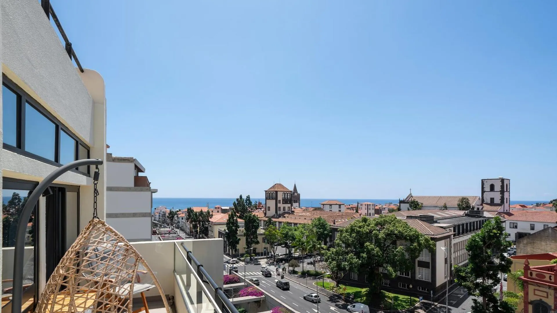 Atlantic Blue 1 - City Center With Garage Funchal